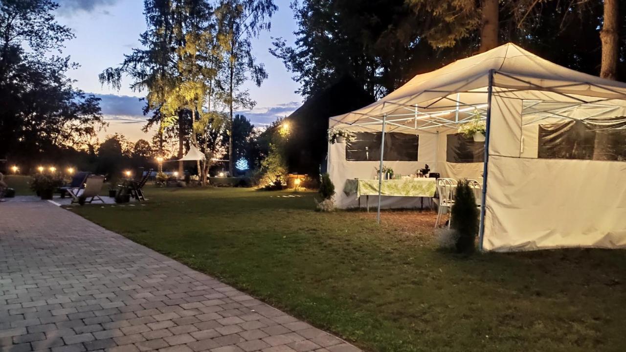 Basecles Villa Eden المظهر الخارجي الصورة